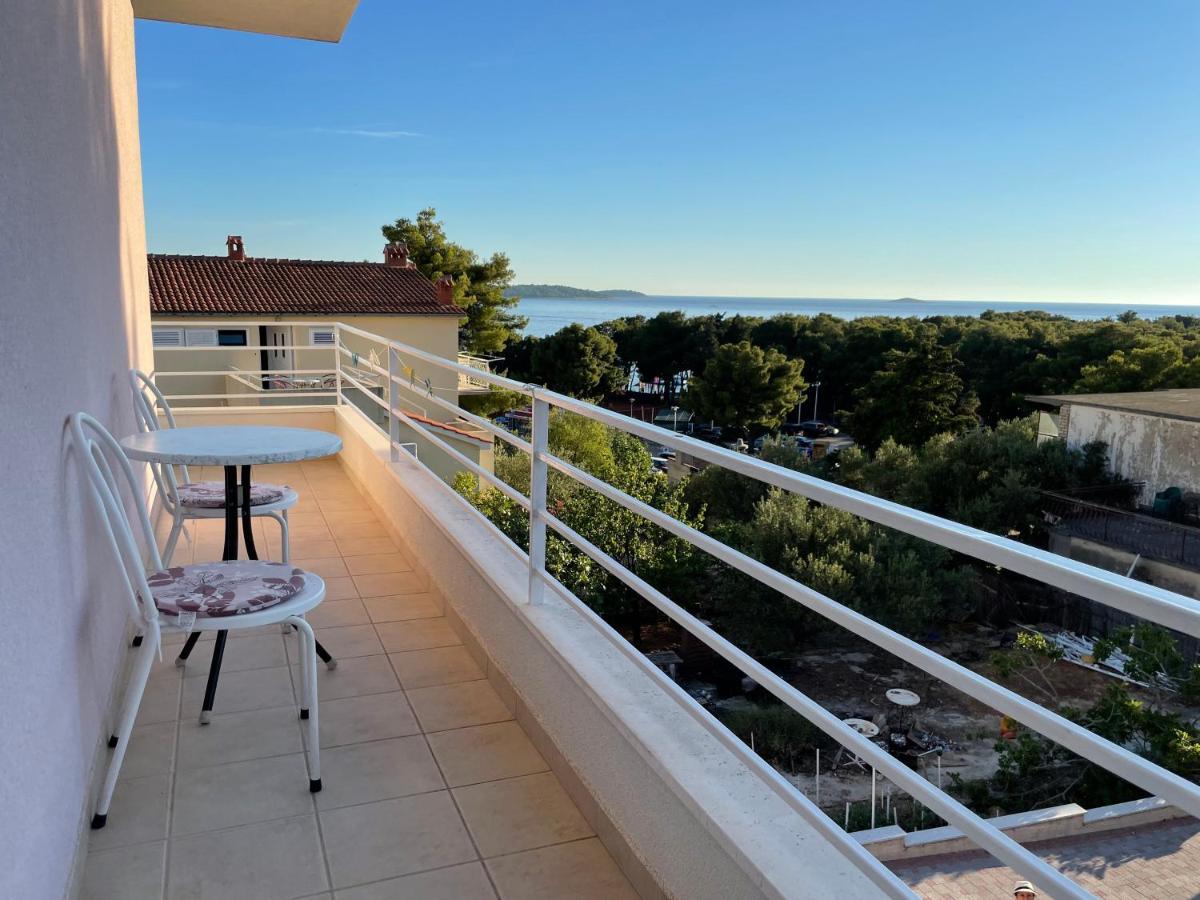 Apartment Maxim Primošten المظهر الخارجي الصورة