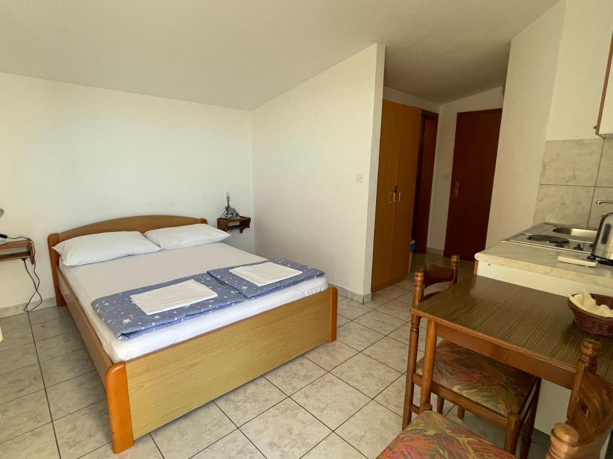 Apartment Maxim Primošten المظهر الخارجي الصورة