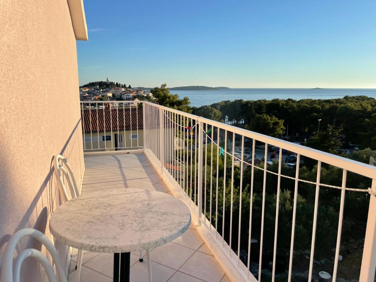 Apartment Maxim Primošten المظهر الخارجي الصورة