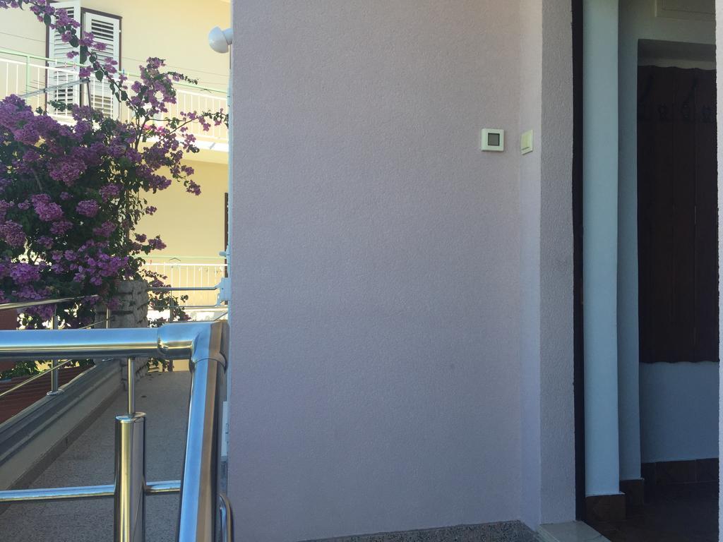 Apartment Maxim Primošten المظهر الخارجي الصورة
